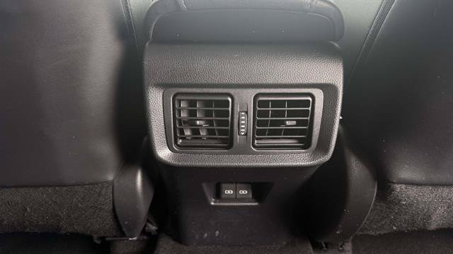 Used 2023 Toyota Venza XLE AWD/4WD image 25
