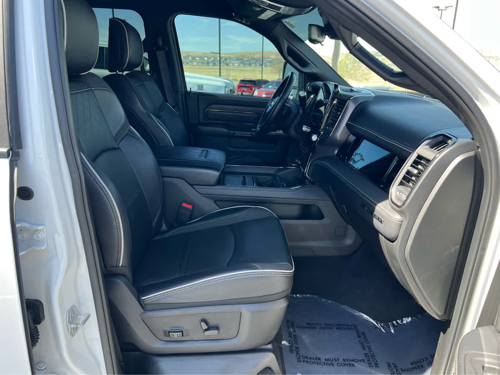 Used 2025 RAM 3500 Limited image 17