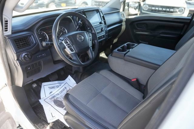 Used 2021 Nissan Titan S w/ S Utility Package image 8