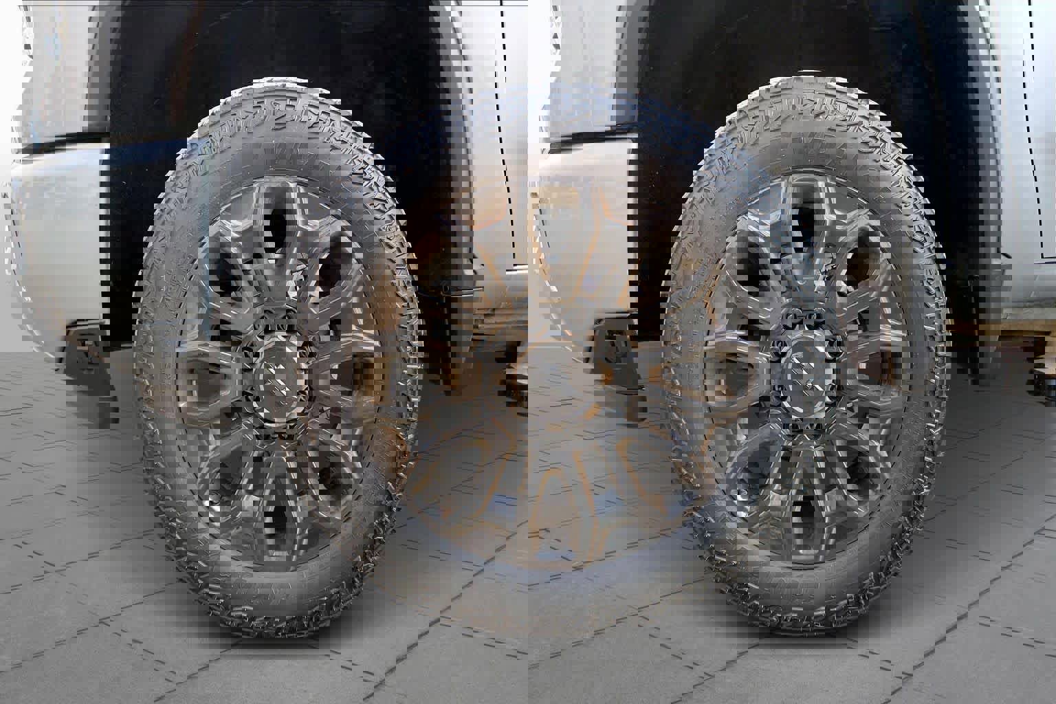 Used 2025 Chevrolet Silverado 2500 High Country w/ Technology Package image 12