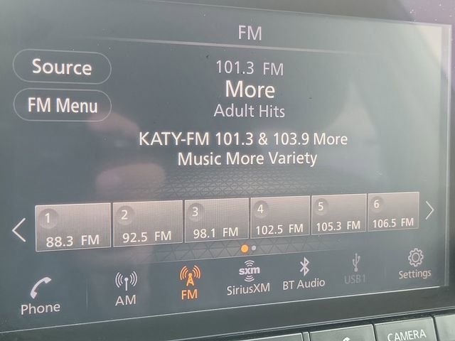 Used 2023 Nissan Rogue SV image 13