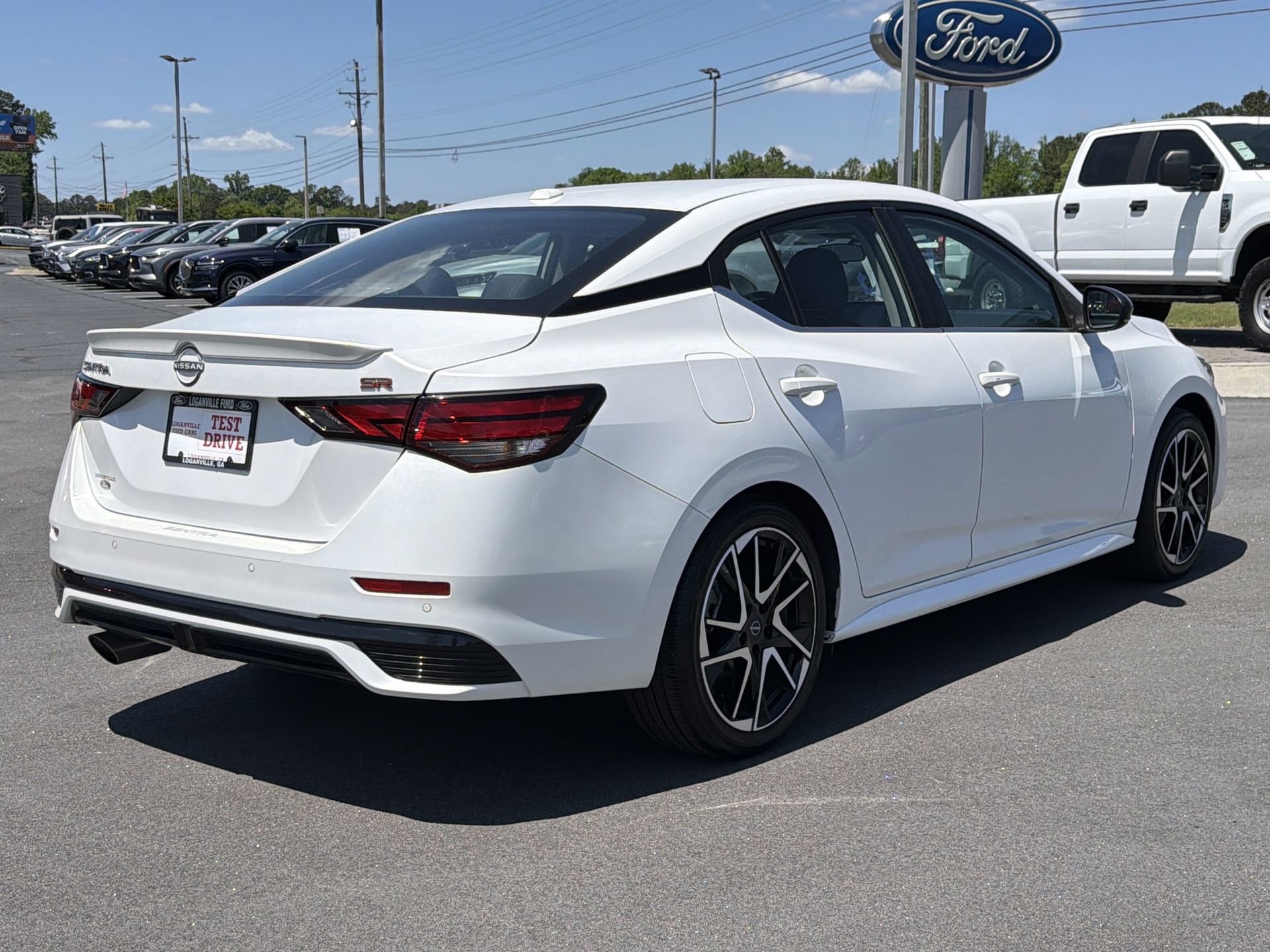 Used 2025 Nissan Sentra SR FWD image 25