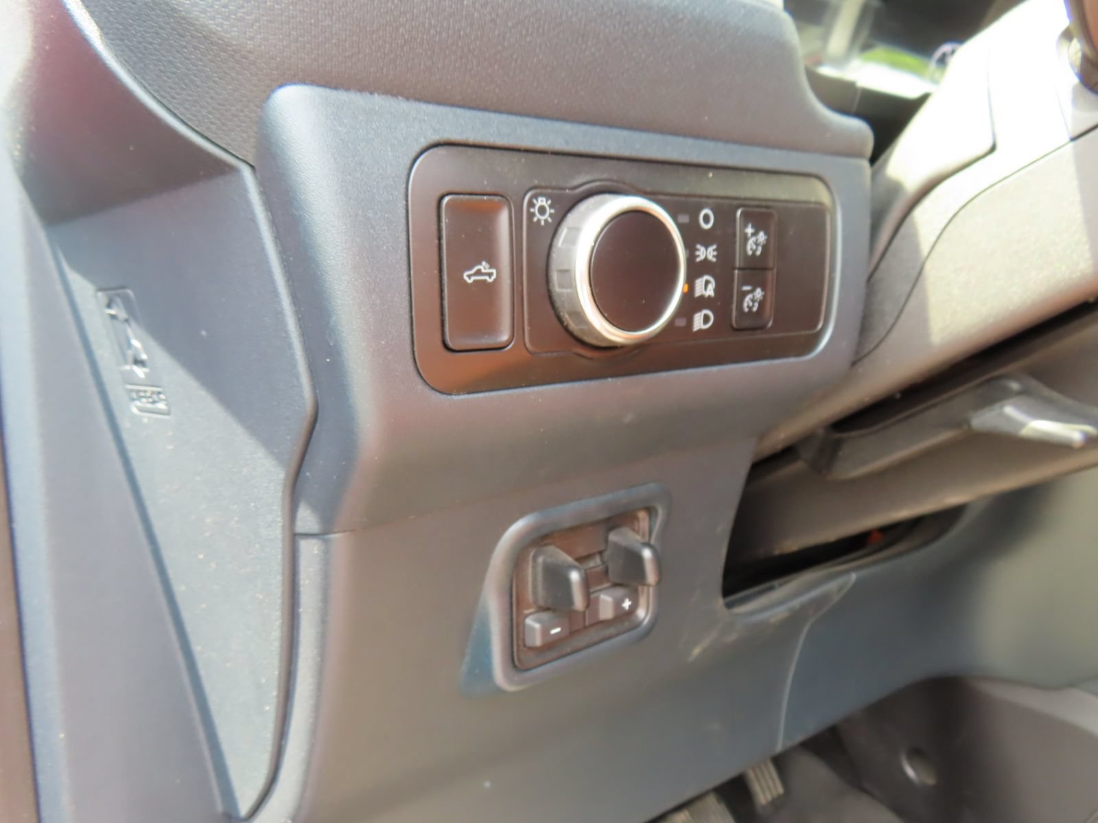 Certified 2023 Ford Maverick Lariat w/ Lariat Luxury Package AWD/4WD image 16