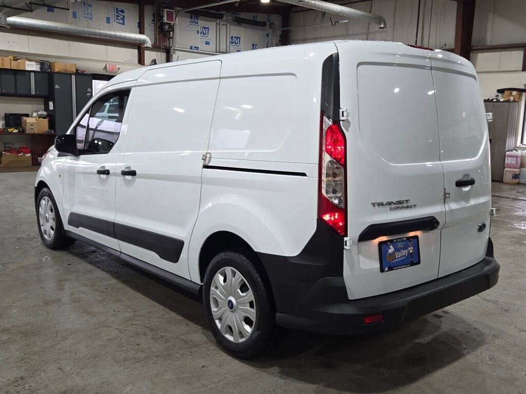 Certified 2022 Ford Transit Connect XL image 2