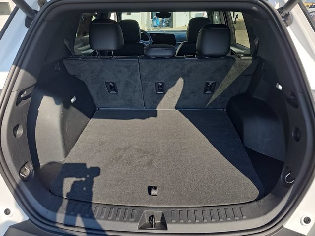 Used 2025 Chevrolet Equinox LT w/ Convenience Package II FWD image 12