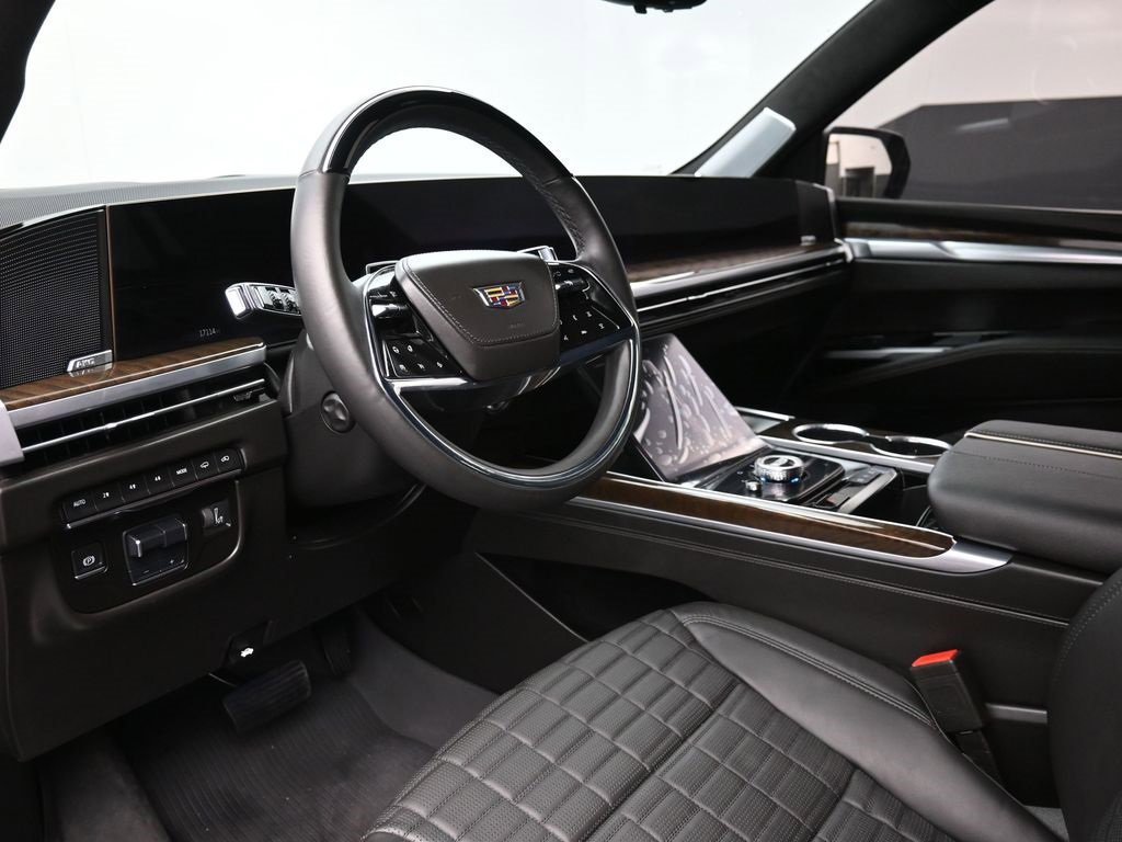 Used 2025 Cadillac Escalade Sport Platinum w/ LPO, Floor Liner Package image 18