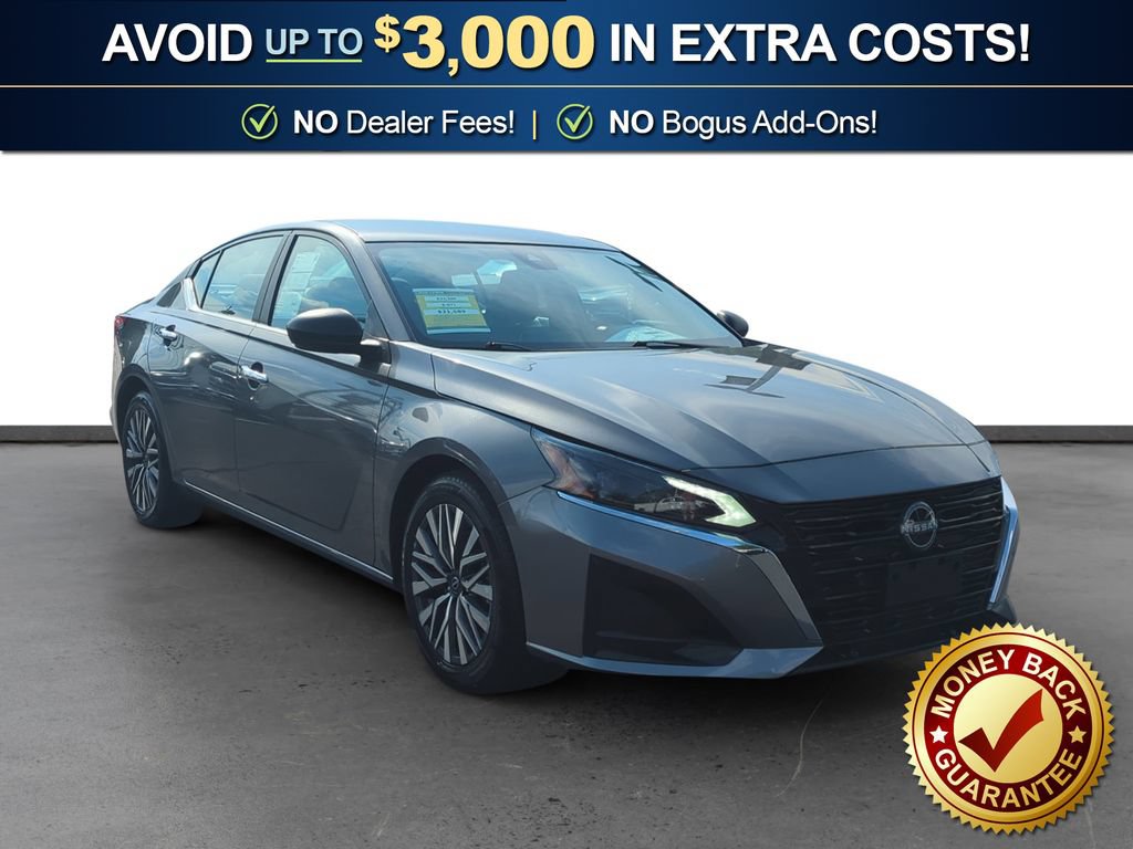Used 2024 Nissan Altima 2.5 SV FWD image 10