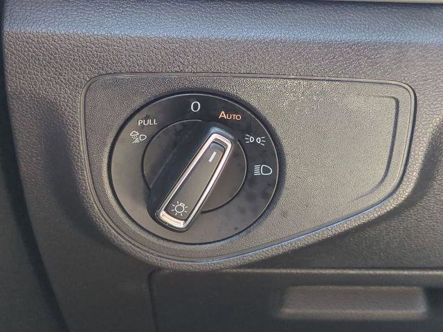 Used 2022 Volkswagen Atlas SE image 24