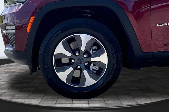 Used 2024 Jeep Grand Cherokee Limited 4xe AWD/4WD image 9
