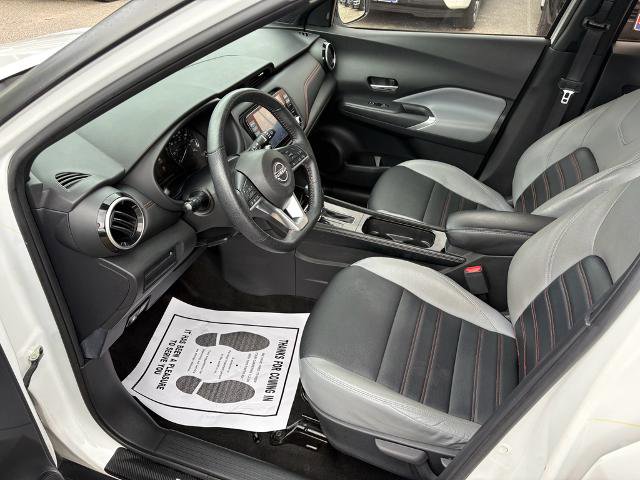 Used 2022 Nissan Kicks SR w/ Premium Package FWD image 10