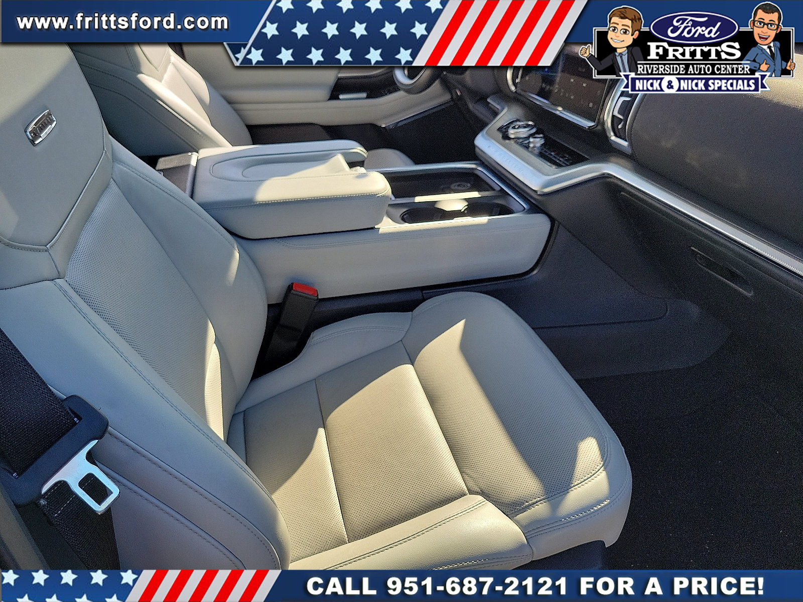Certified 2025 Ford Expedition Max Platinum w/ Driver's Package AWD/4WD image 16
