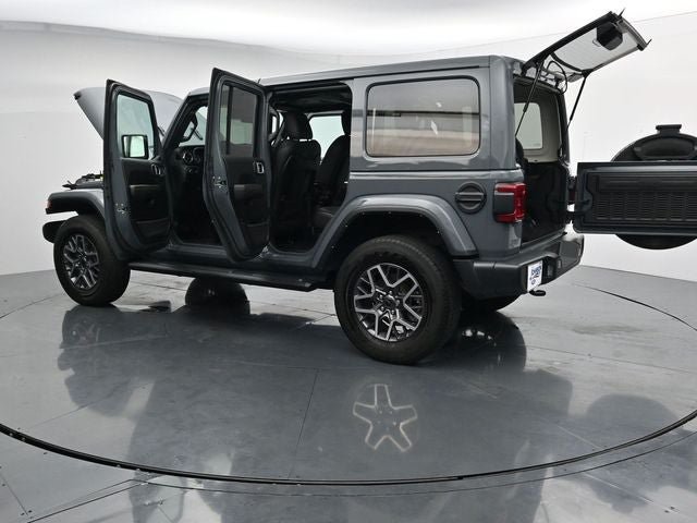Used 2024 Jeep Wrangler Unlimited Sahara w/ Safety Group AWD/4WD image 50