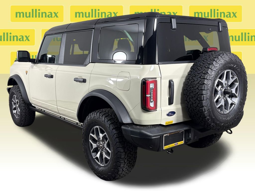 Certified 2025 Ford Bronco Badlands AWD/4WD image 10