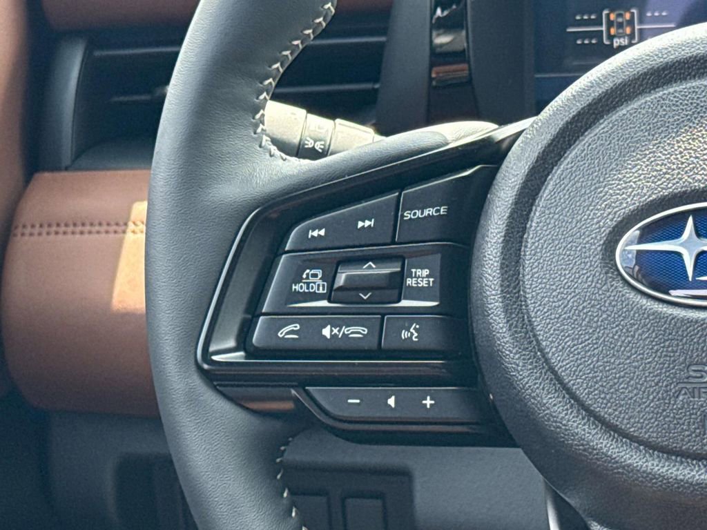 Used 2026 Subaru Outback Touring AWD/4WD image 15