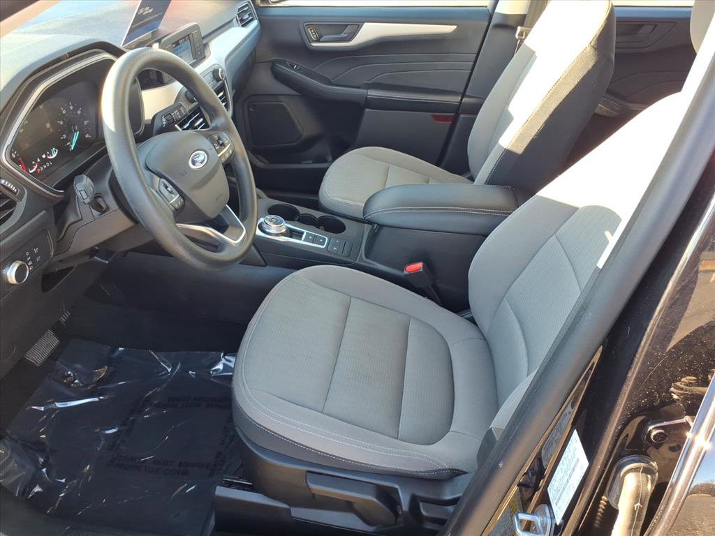 Certified 2021 Ford Escape S image 5