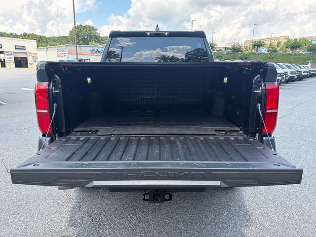 Used 2025 Toyota Tacoma TRD Off-Road AWD/4WD image 20