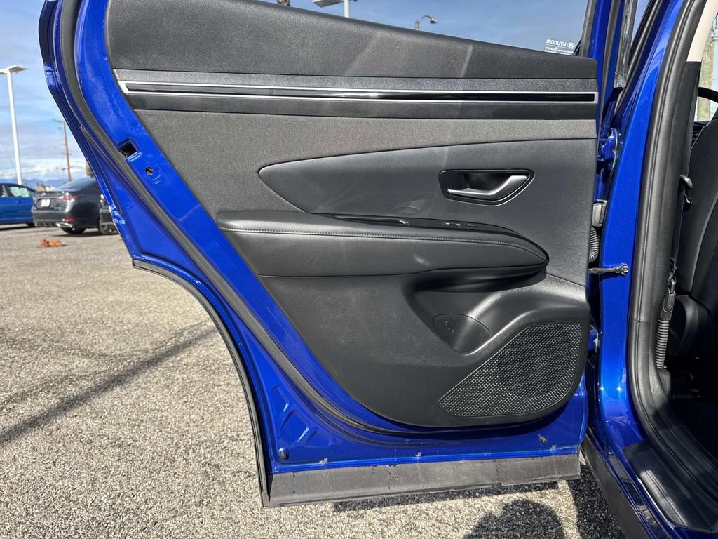 Used 2022 Hyundai Tucson Limited w/ Cargo Package image 23