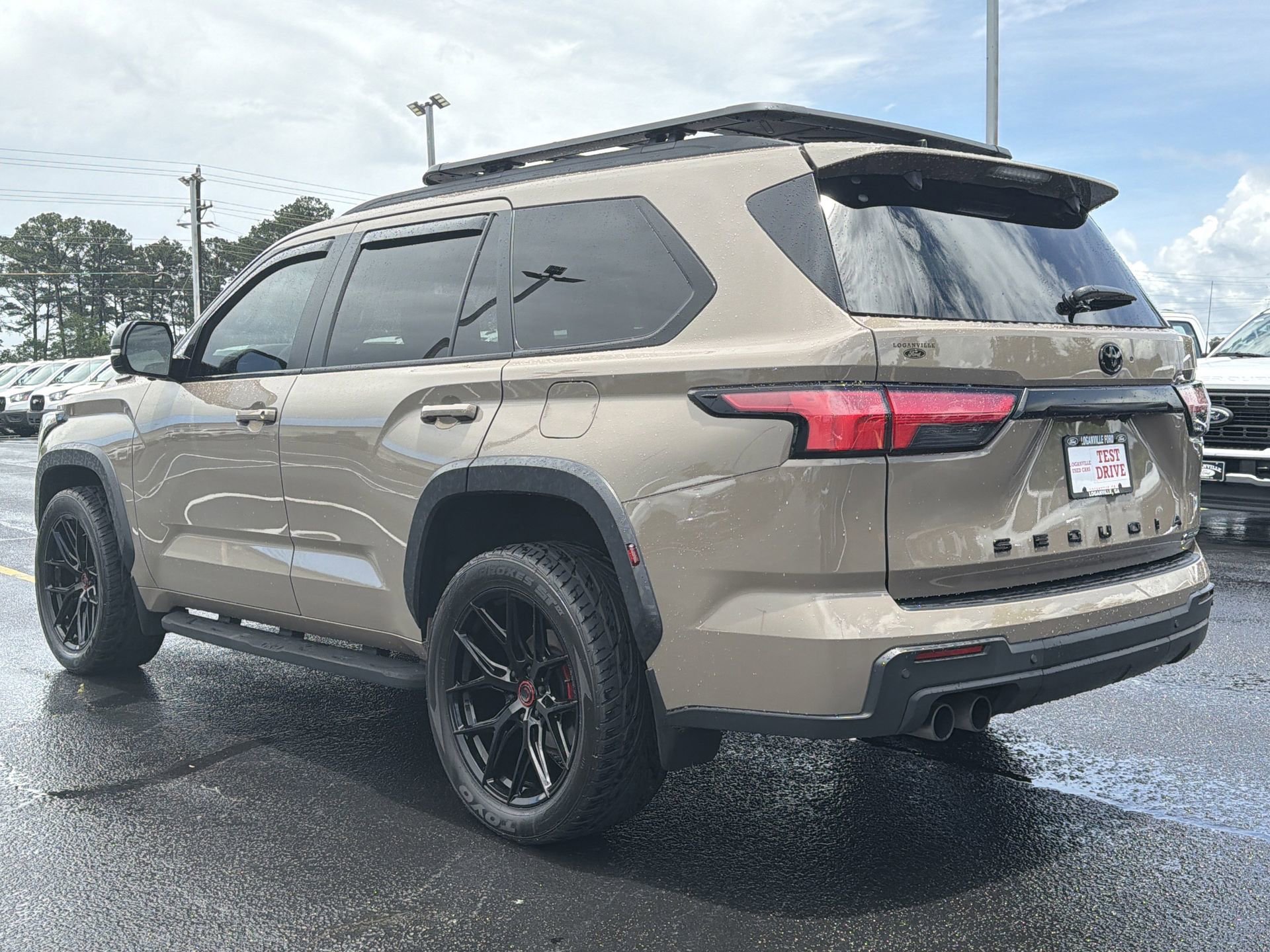Used 2025 Toyota Sequoia TRD Pro AWD/4WD image 27