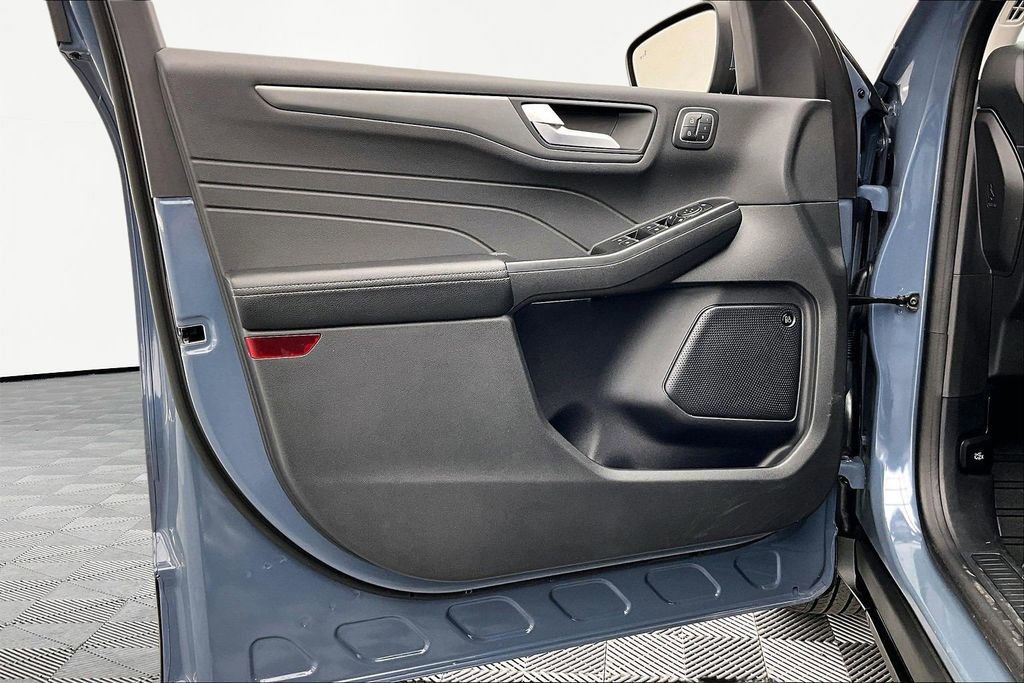 Certified 2024 Ford Escape Active w/ Tech Pack #2 image 23