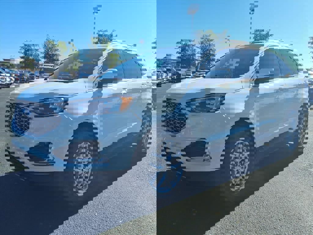 Certified 2024 Ford Edge SEL w/ Convenience Package image 8