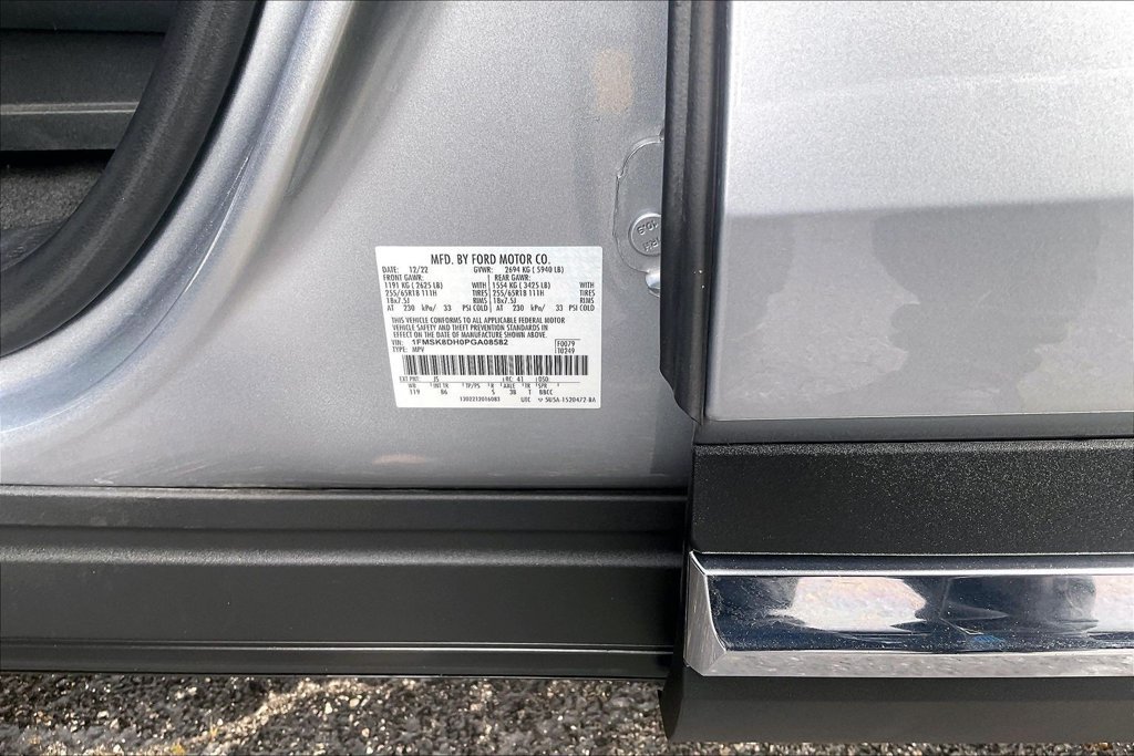 Certified 2023 Ford Explorer XLT w/ Class IV Trailer Tow Package AWD/4WD image 34