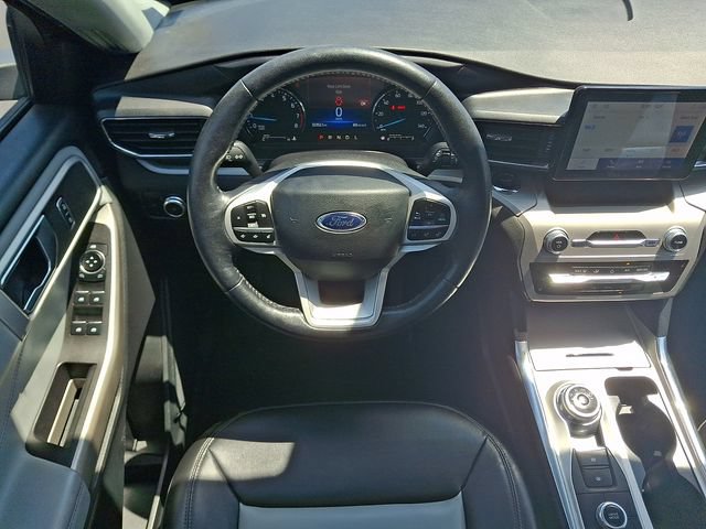 Certified 2023 Ford Explorer XLT w/ Equipment Group 202A AWD/4WD image 13