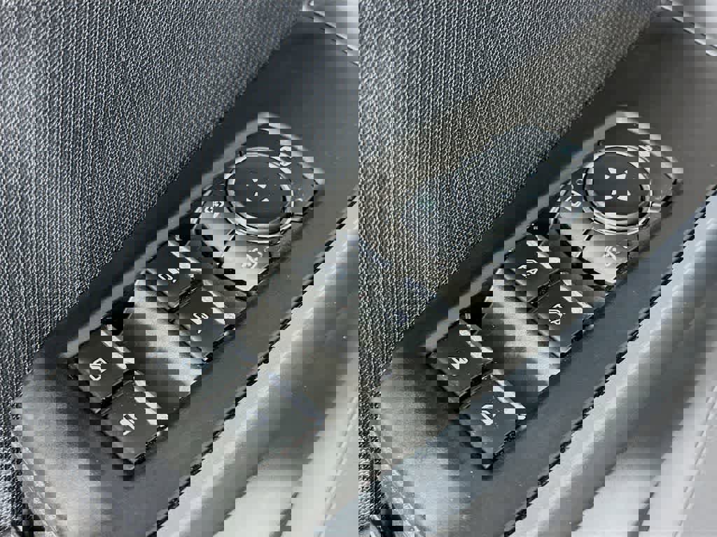 Certified 2023 Ford F150 XLT image 28