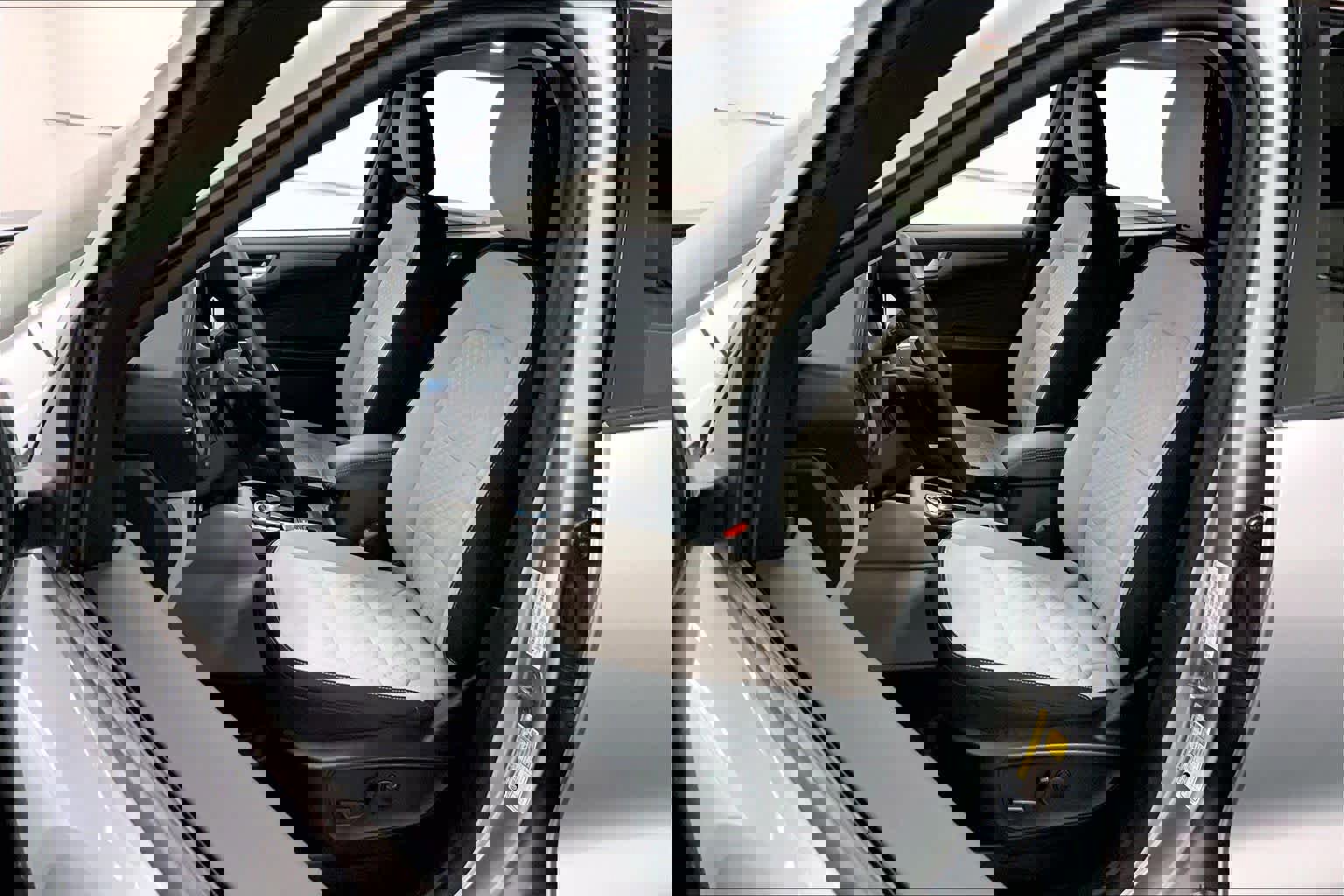 Certified 2023 Ford Escape Active w/ Tech Pack #2 image 9