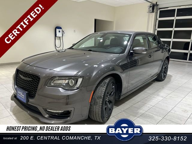 Used 2022 Chrysler 300 Touring L image 7