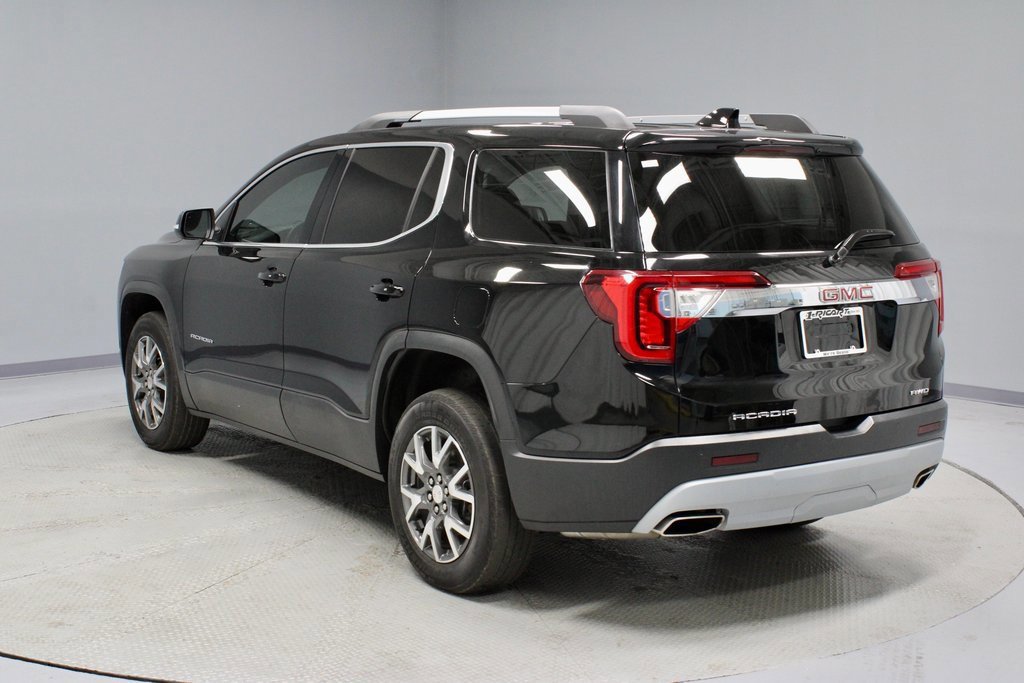 Used 2023 GMC Acadia SLE w/ Driver Convenience Package image 3