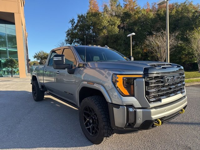 Used 2024 GMC Sierra 2500 AT4 w/ AT4 Premium Plus Package image 8