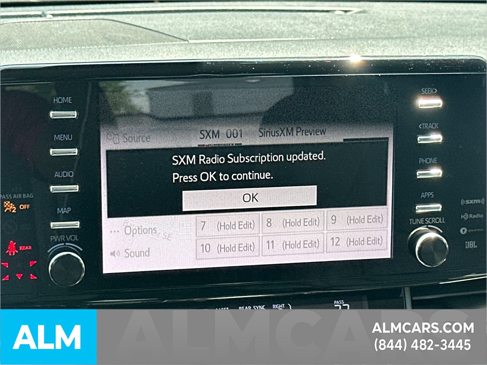 Used 2021 Toyota Sienna Limited FWD image 31