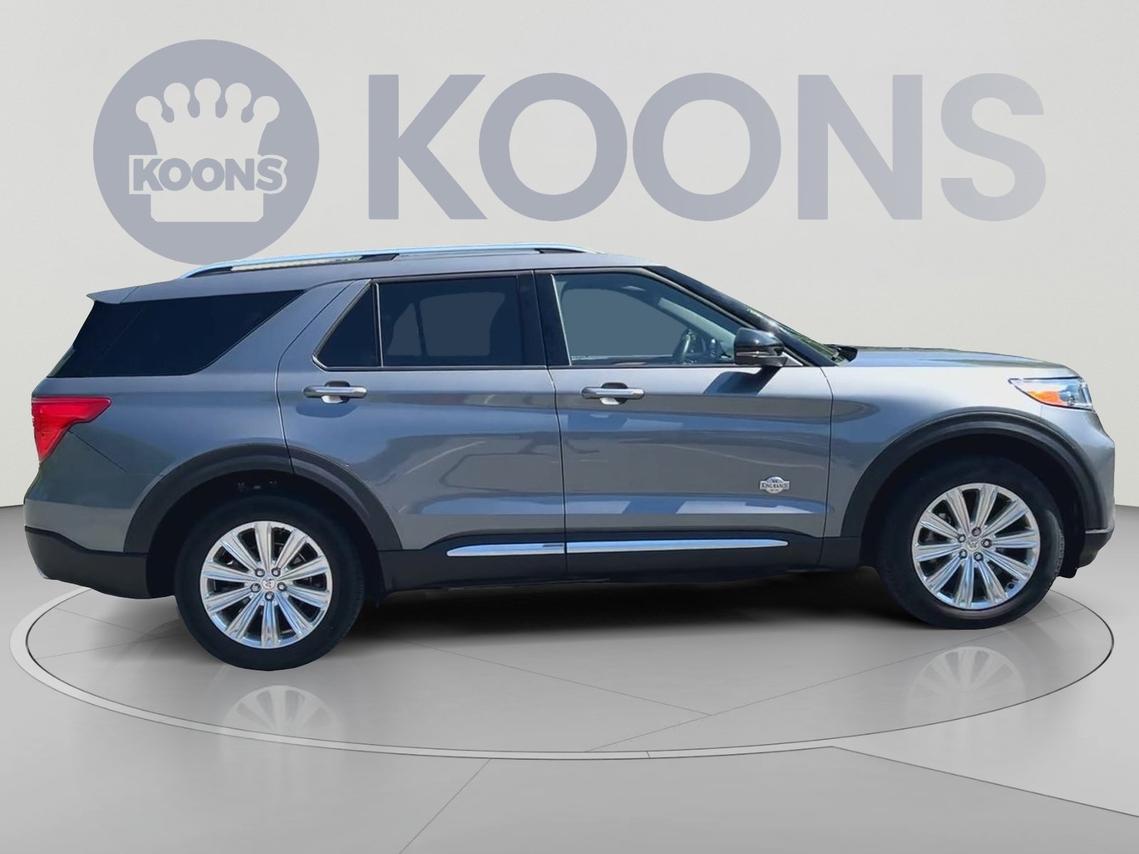 Certified 2022 Ford Explorer King Ranch w/ Premium Technology Package AWD/4WD image 2