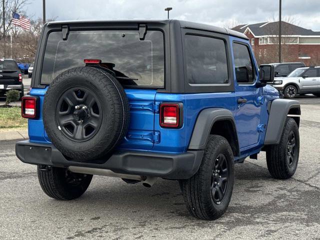 Used 2025 Jeep Wrangler Sport image 4