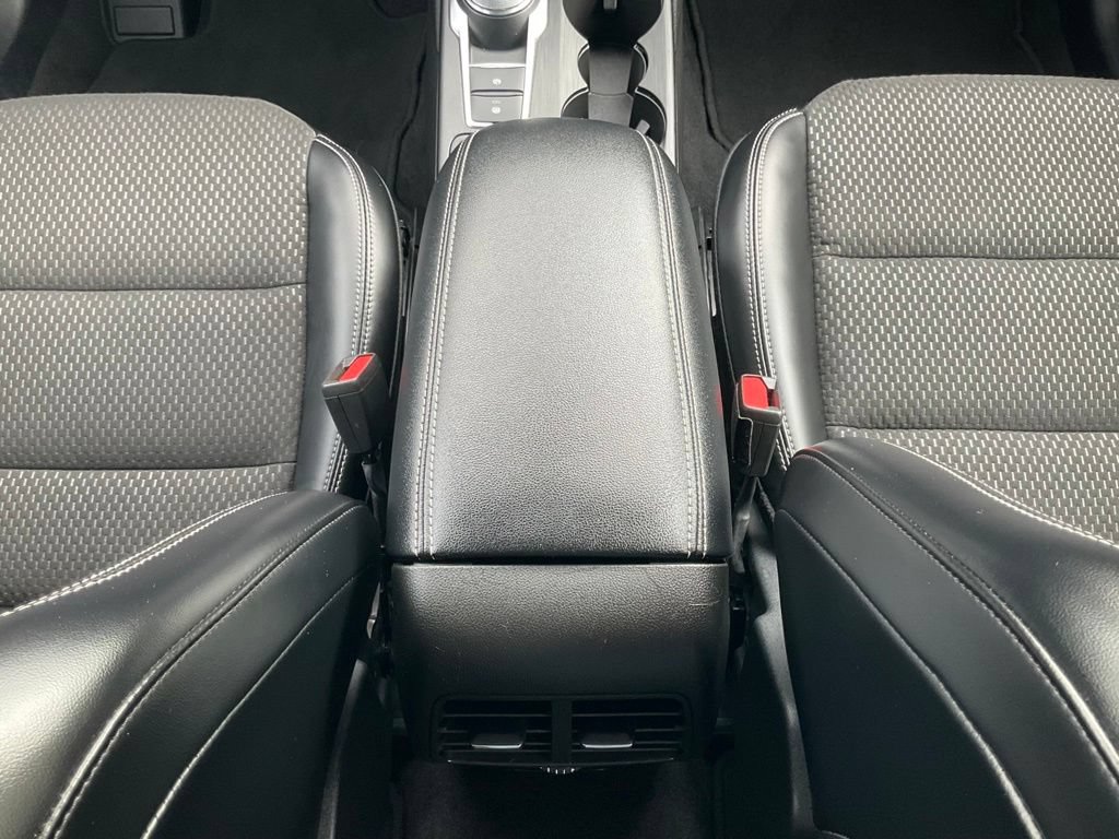 Certified 2024 Ford Escape SE FWD image 27