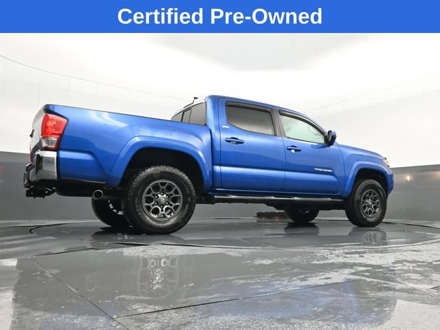 Used 2017 Toyota Tacoma SR5 w/ Exterior Package AWD/4WD image 23