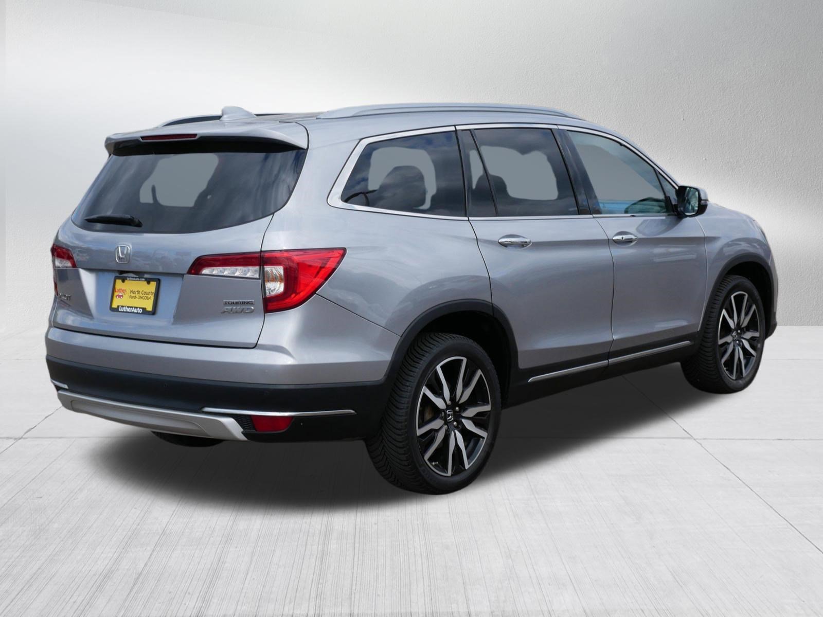 Used 2020 Honda Pilot Touring image 7