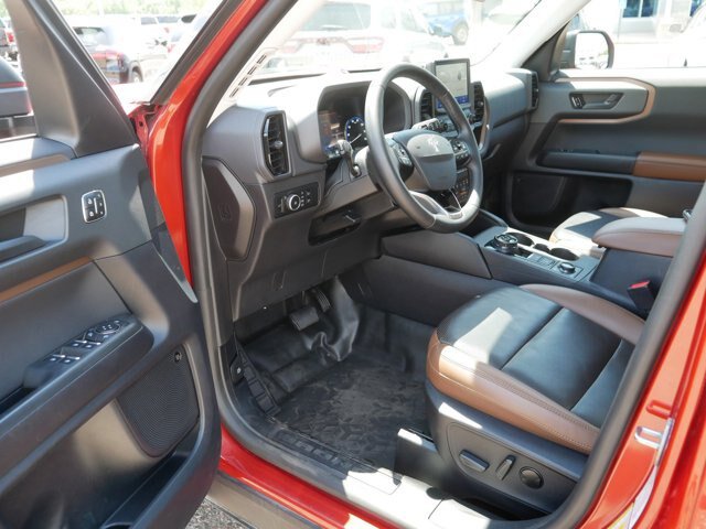 Certified 2024 Ford Bronco Sport Badlands w/ Premium Package AWD/4WD image 12