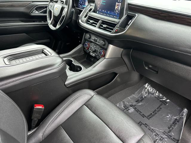 Used 2023 Chevrolet Suburban LT image 16