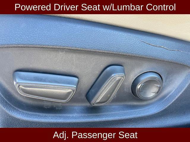 Used 2018 Toyota Camry SE w/ Convenience Package FWD image 23