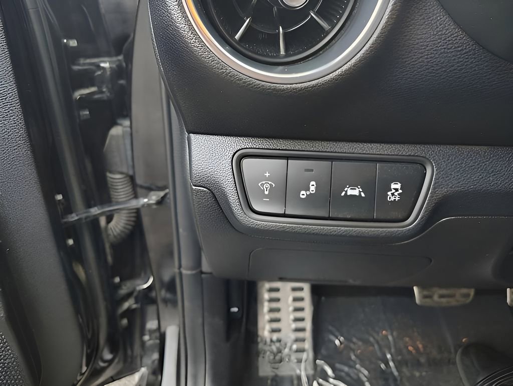 Used 2021 Kia Forte GT-Line image 14