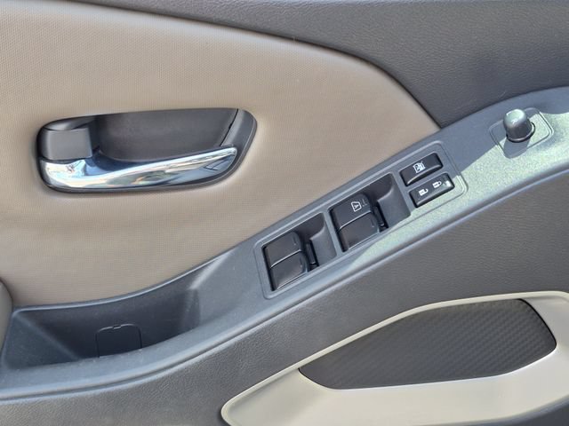 Used 2022 Nissan Frontier SV w/ Technology Package RWD image 13