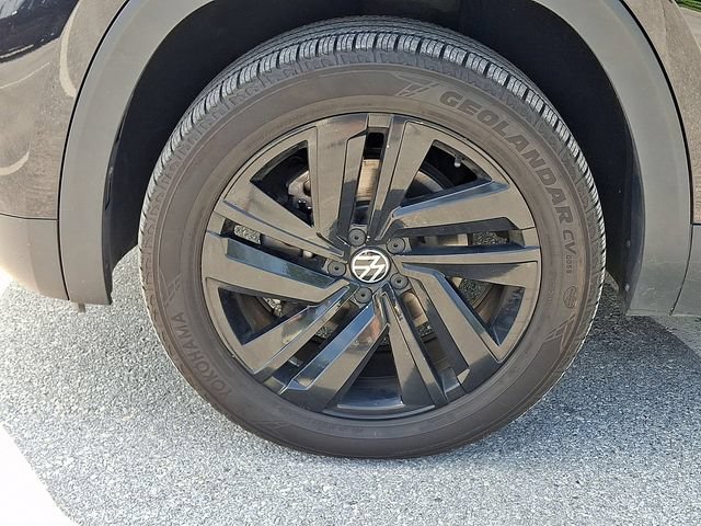 Used 2023 Volkswagen Atlas Cross Sport SE AWD/4WD image 28
