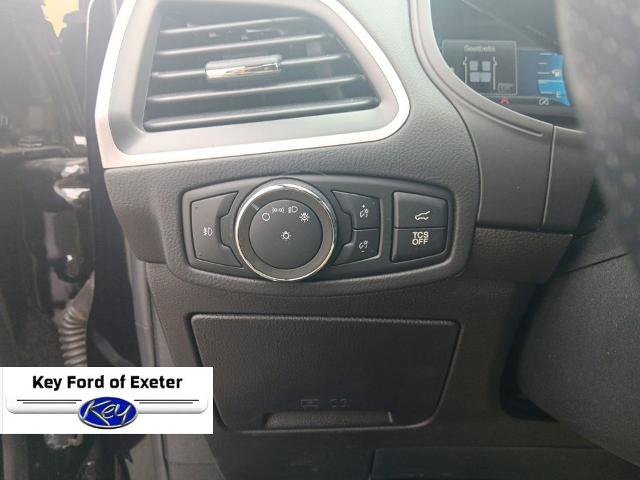 Certified 2022 Ford Edge ST-Line w/ Class II Trailer Tow Package AWD/4WD image 24