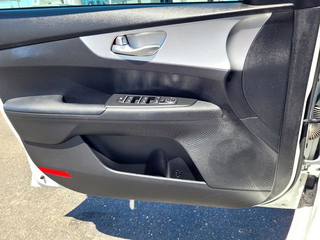 Used 2023 Kia Forte LXS w/ LXS Technology Package FWD image 13
