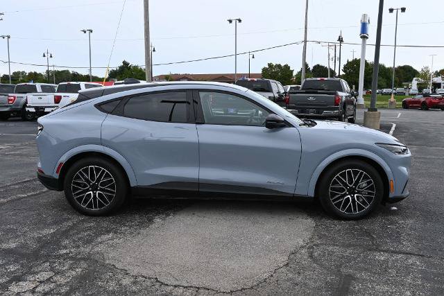 Certified 2025 Ford Mustang Mach-E Premium AWD/4WD image 9