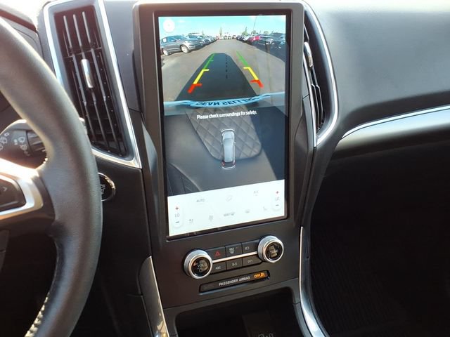 Certified 2024 Ford Edge Titanium AWD/4WD image 26