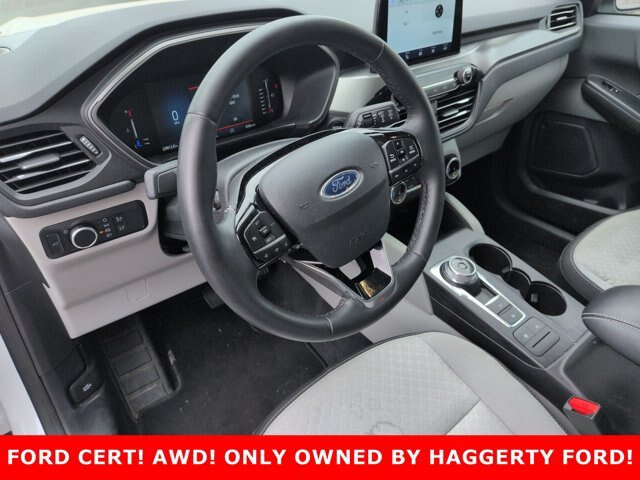 Certified 2023 Ford Escape Active AWD/4WD image 10