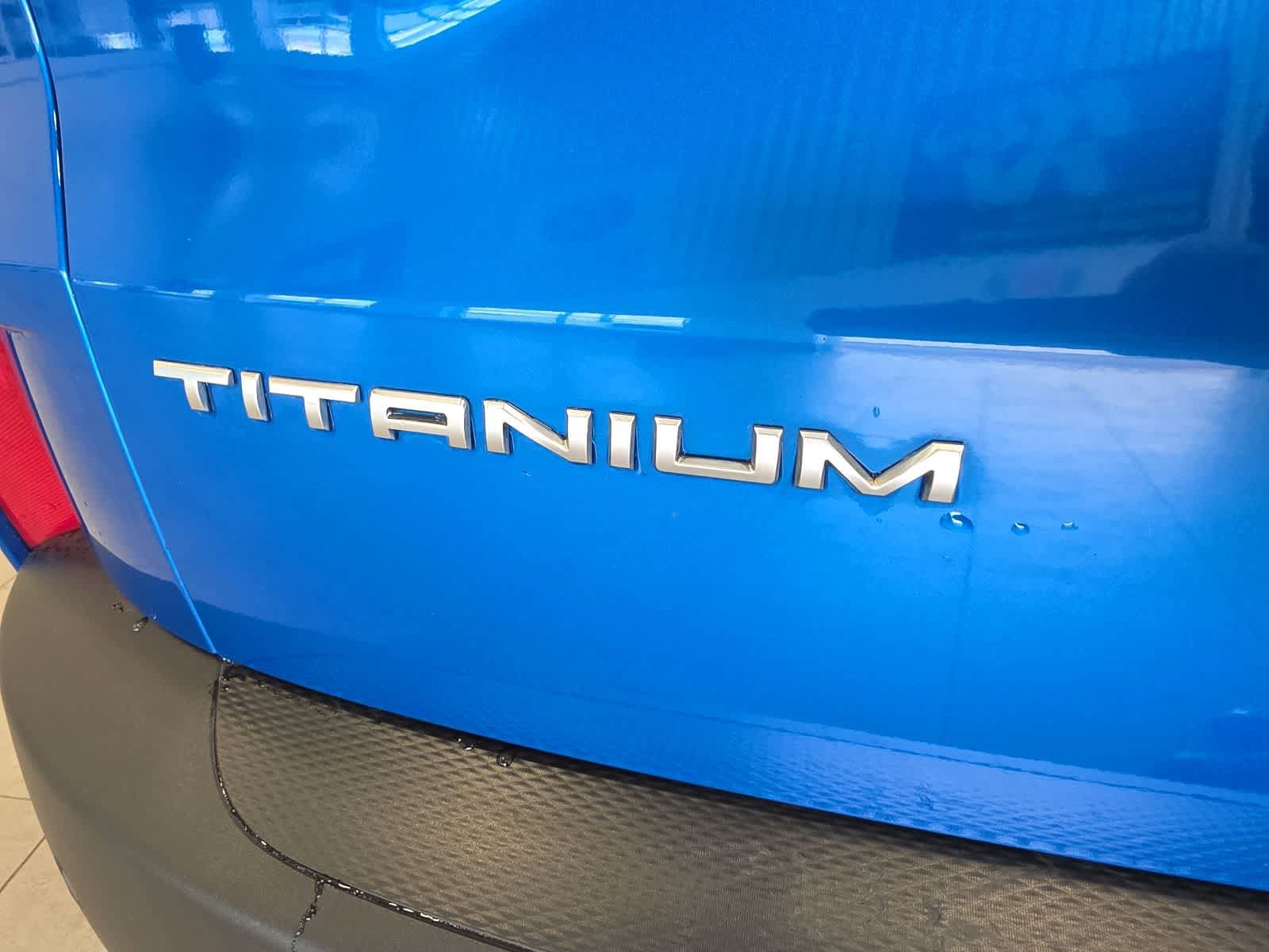 Certified 2021 Ford Escape Titanium FWD image 8