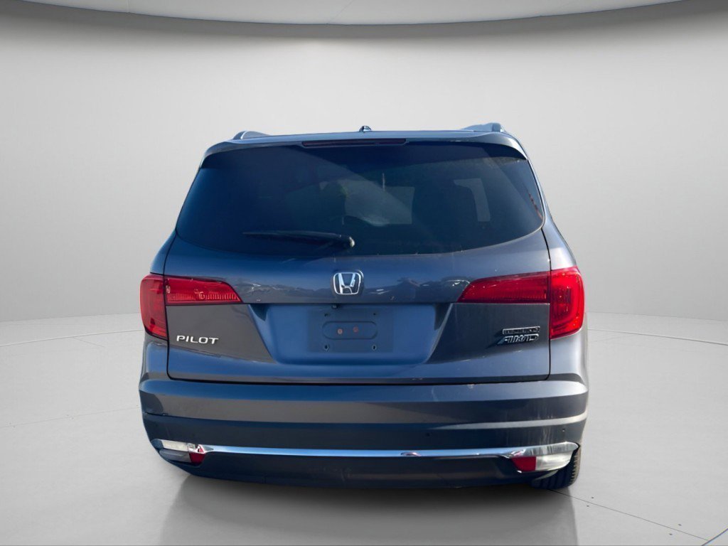 Used 2017 Honda Pilot Touring image 5